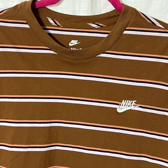The Nike Tee Women's Size Medium Shirt Brown Striped Embroidered Logo T-Shirt - Picture 3 of 6
